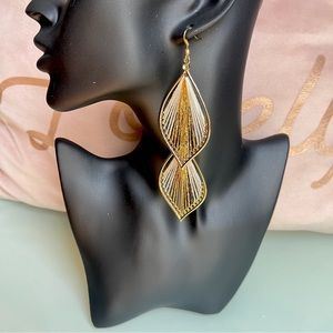 Bohemian Style earrings with gold accents ✨